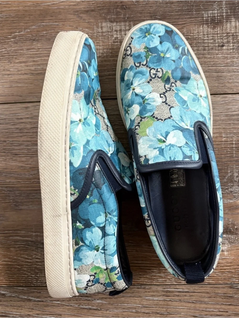 Gucci Floral Canvas Slip-On Sneaker floral Turquoise Navy men’s size 40/W9-9.5